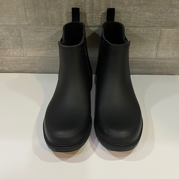 Madewell Chelsea Black Slip On Ankle Rubber Rain Boots Size 8 - Picture 10 of 13